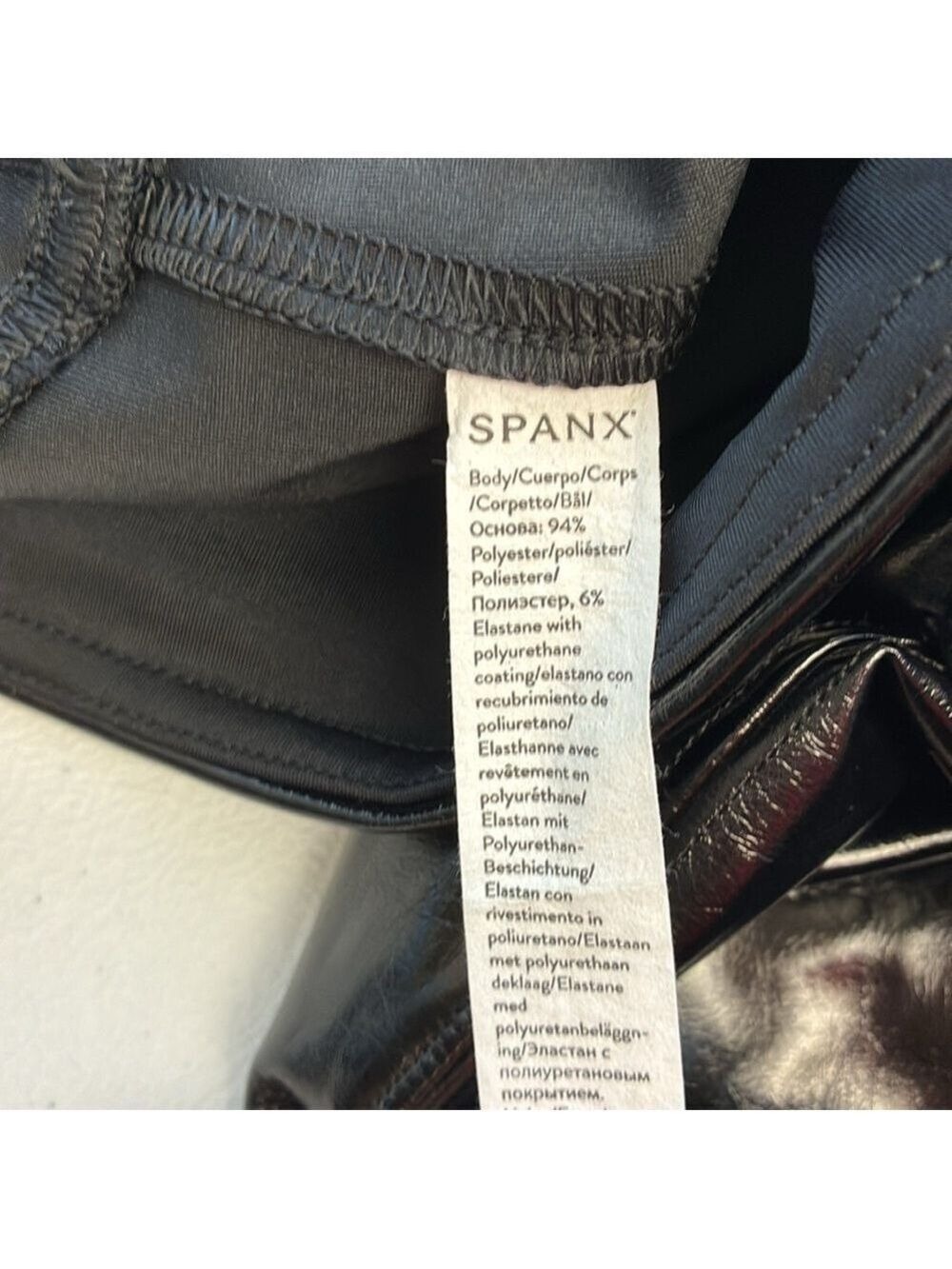 Spanx Leggings Black Faux Patent Leather Shiny High Rise Skinny Edgy Glam M - Picture 9 of 9